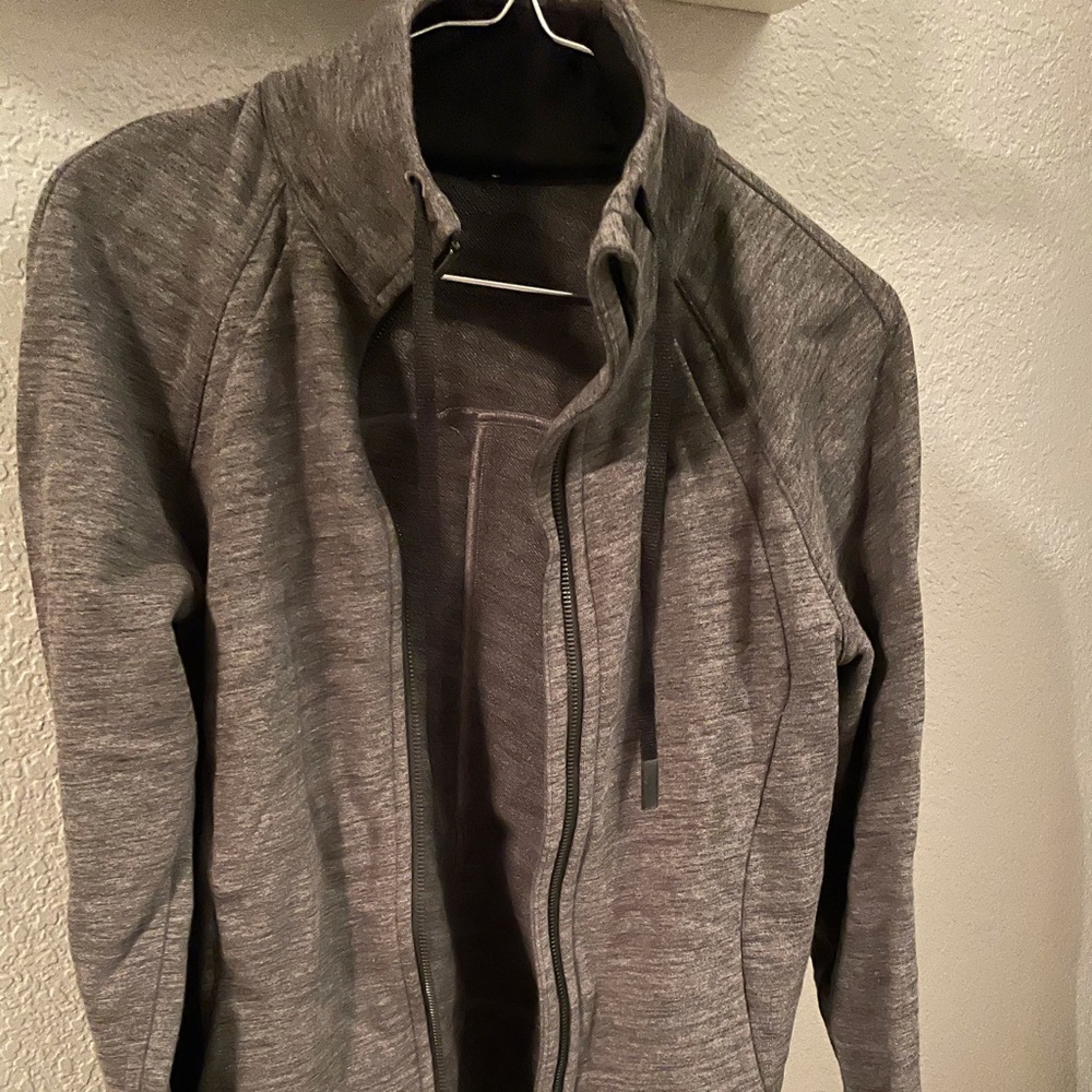 Lululemon gray zipped jacket